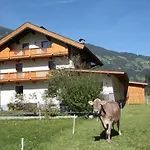 Gaestehaus Hauser Apartamento