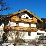 Gaestehaus Hauser Apartamento Hainzenberg