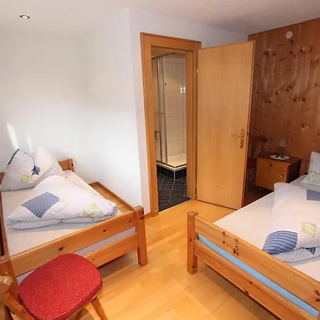 Gaestehaus Hauser Apartman *