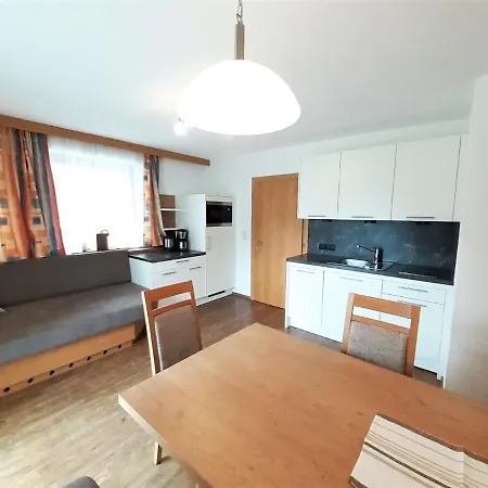 Gaestehaus Hauser Hainzenberg