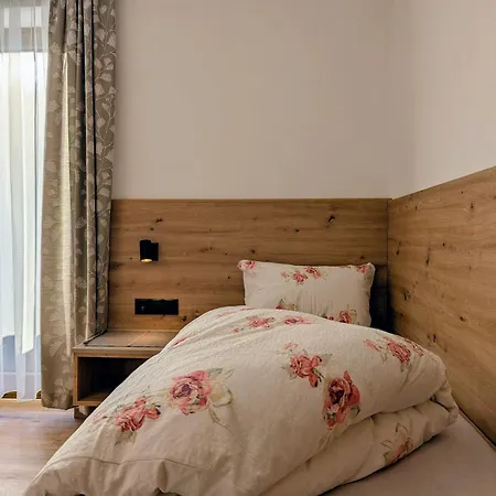 Gaestehaus Hauser Apartamento Hainzenberg